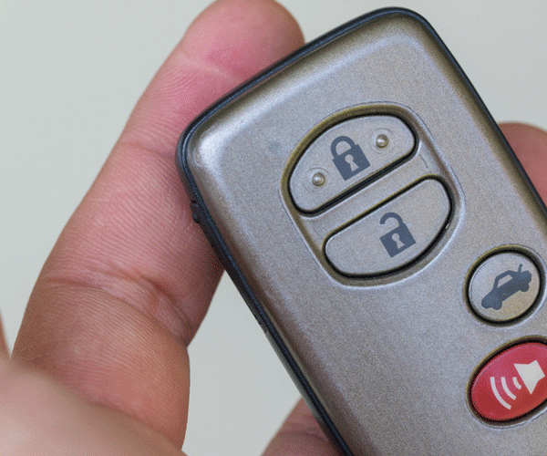 Common Auto Lock Problems & How Locksmiths Fix Them